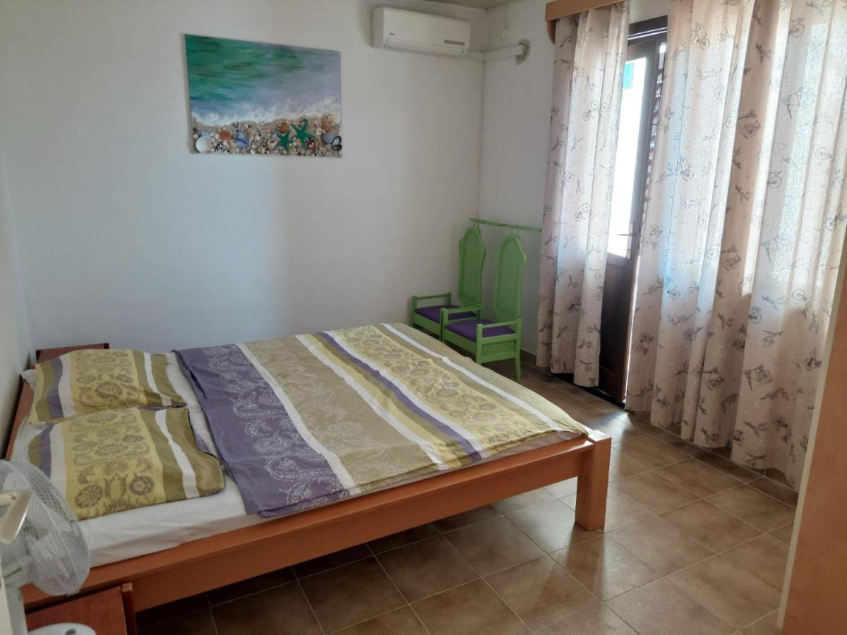 Apartment Galeb Lukovo Sugarje Luaran gambar
